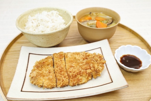 とんかつ定食
